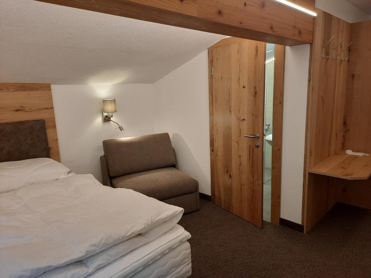 Hotel Garni Viktoria サンクト・アントン・アム・アールベルク エクステリア 写真
